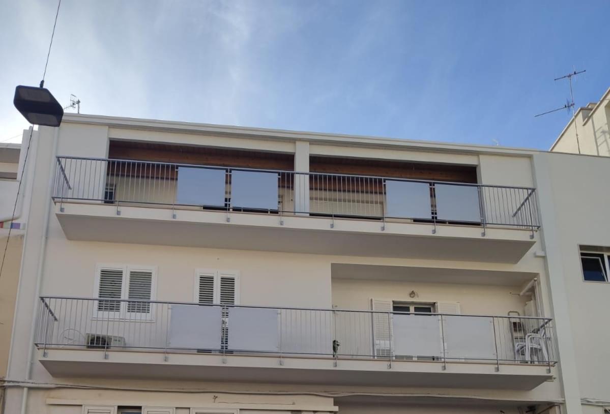 פולינאנו א מארה Come A Casa - Feels Like Home Polignano 2 Bedrooms & Living & 3 Bathrooms מראה חיצוני תמונה