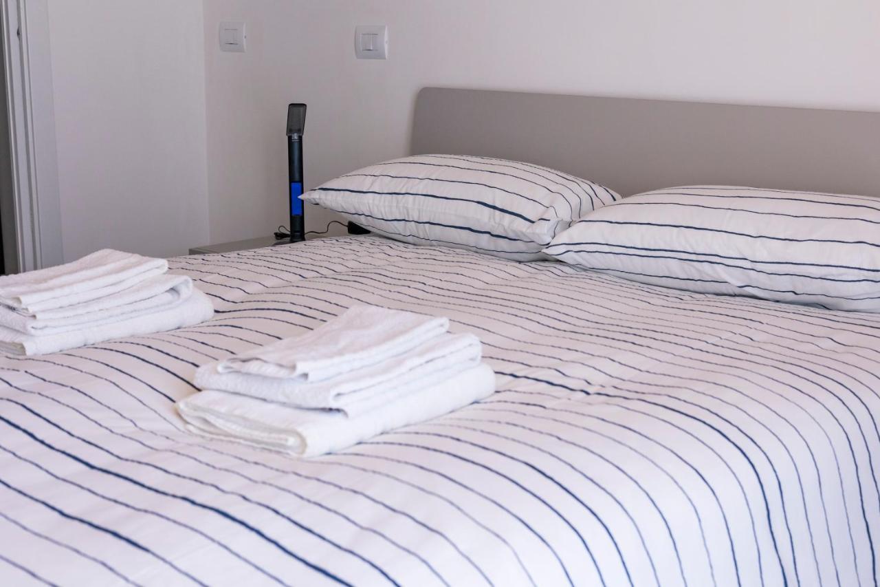 פולינאנו א מארה Come A Casa - Feels Like Home Polignano 2 Bedrooms & Living & 3 Bathrooms מראה חיצוני תמונה
